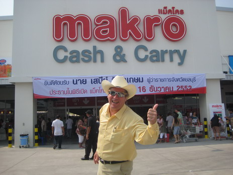 Makro in Pattaya, Is Open